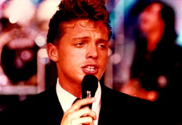 luismiguel5.jpg