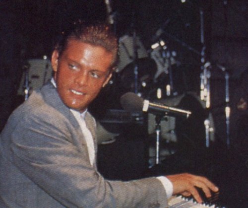miguel25.jpg